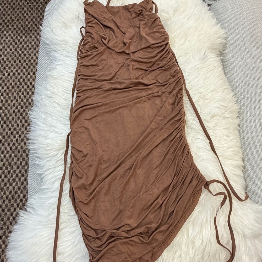 Revolve MAJORELLE Janice Ruched Mini Dress in Spice Brown size small - Picture 3 of 4